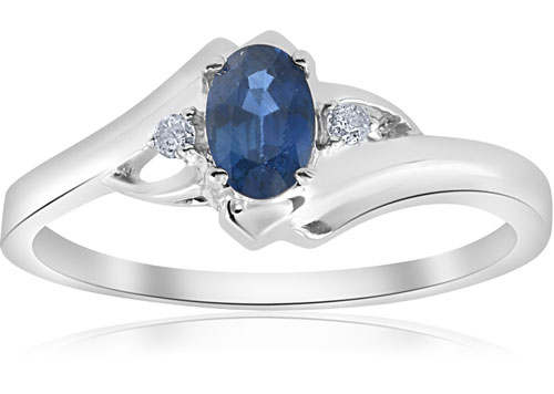 blue sapphire diamond ring