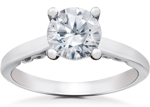 lab-grown diamond engagement ring