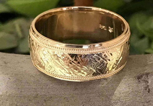10k gold men’s wedding ring